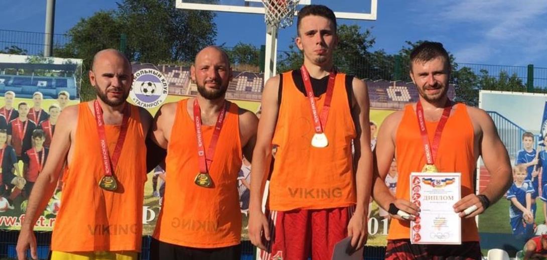 Сальская команда «Русич» стала чемпионом спартакиады Дона по стритболу